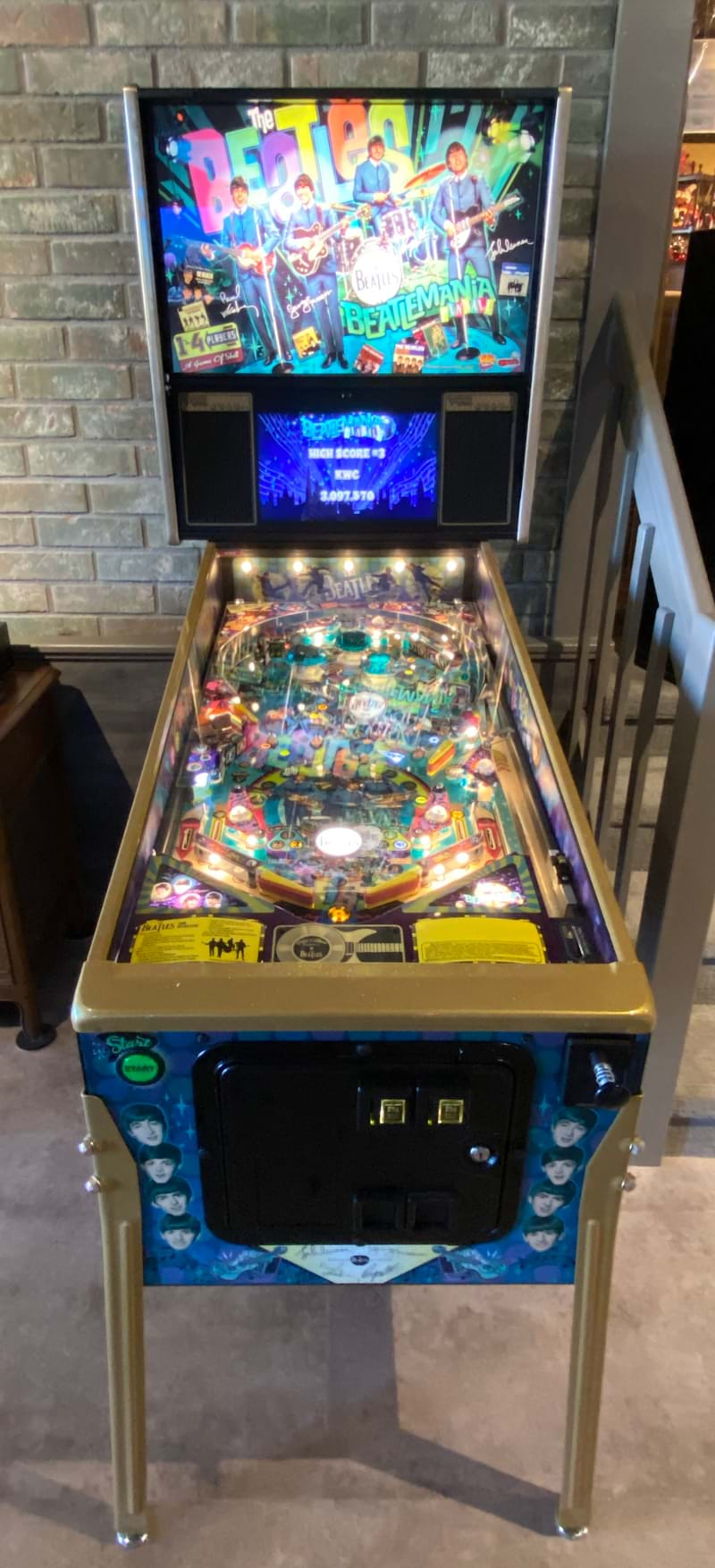 Beatles Gold Edition Pinball Machine